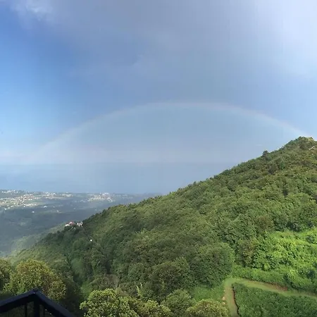 House Between The Sea And The Mountain Appartement *