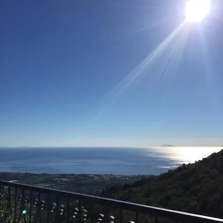 House Between The Sea And The Mountain