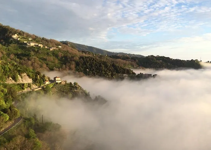 House Between The Sea And The Mountain