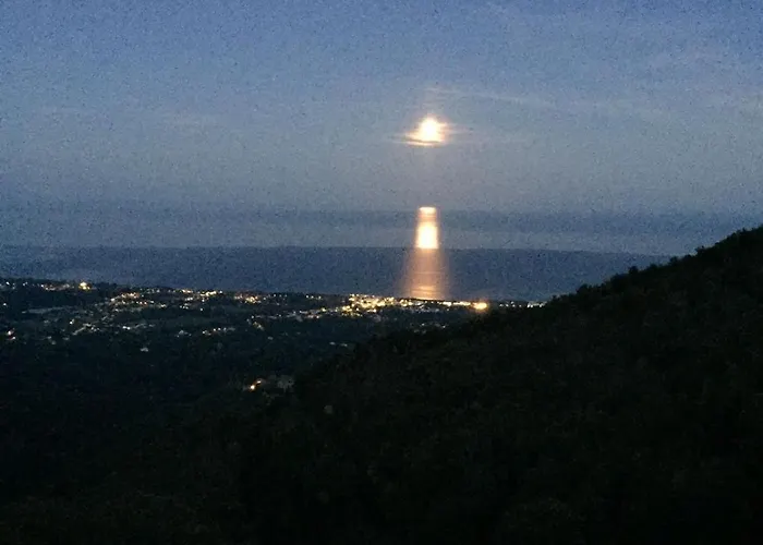 House Between The Sea And The Mountain